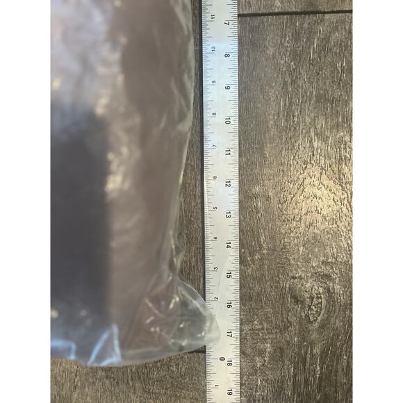 Guess Pillow 18 By 18 Inches Color Black- Freesia - Picture 5 of 8